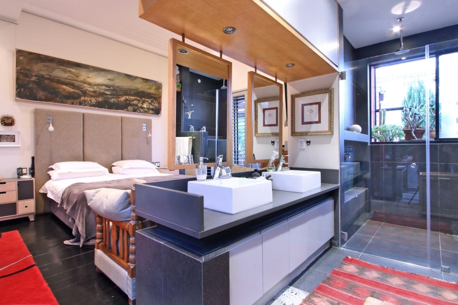To Let 2 Bedroom Property for Rent in Green Point Western Cape
